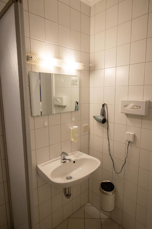 Hotel Fallersleber Spieker Wolfsburg Exterior foto